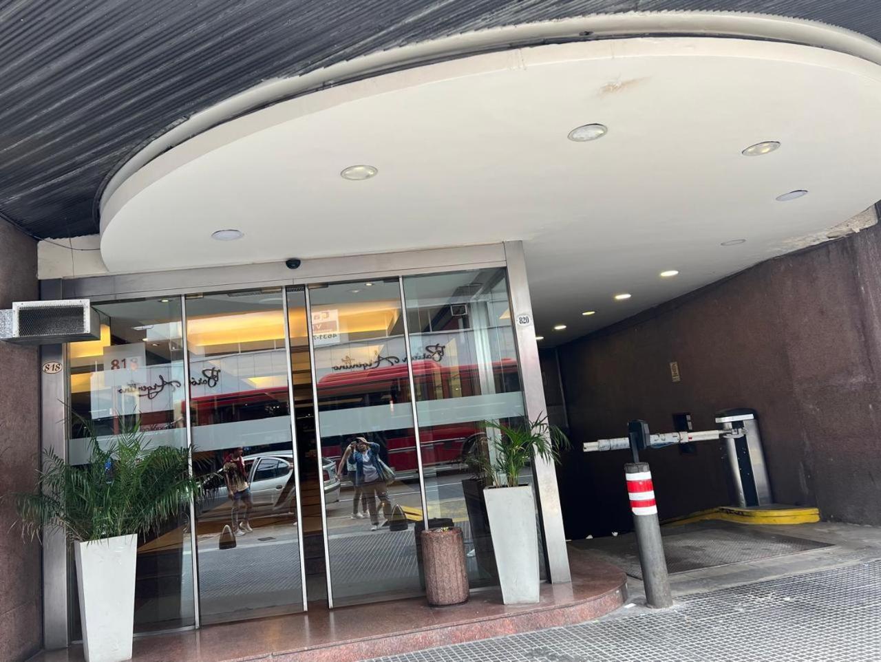 Apartment Center Sobre Avenida Corrientes *